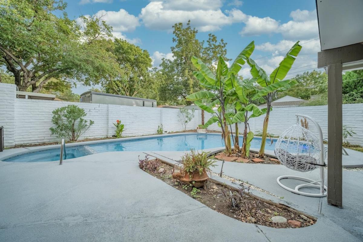 Stunning 5Br 2Ba Holiday Home With Private Pool And Cinema ダラス エクステリア 写真