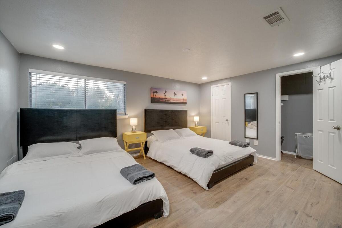 Stunning 5Br 2Ba Holiday Home With Private Pool And Cinema ダラス エクステリア 写真