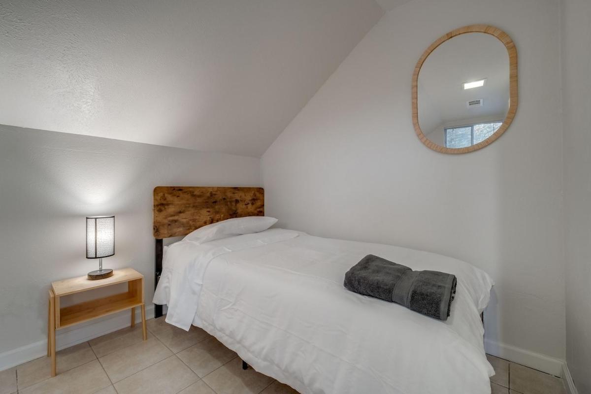 Stunning 5Br 2Ba Holiday Home With Private Pool And Cinema ダラス エクステリア 写真