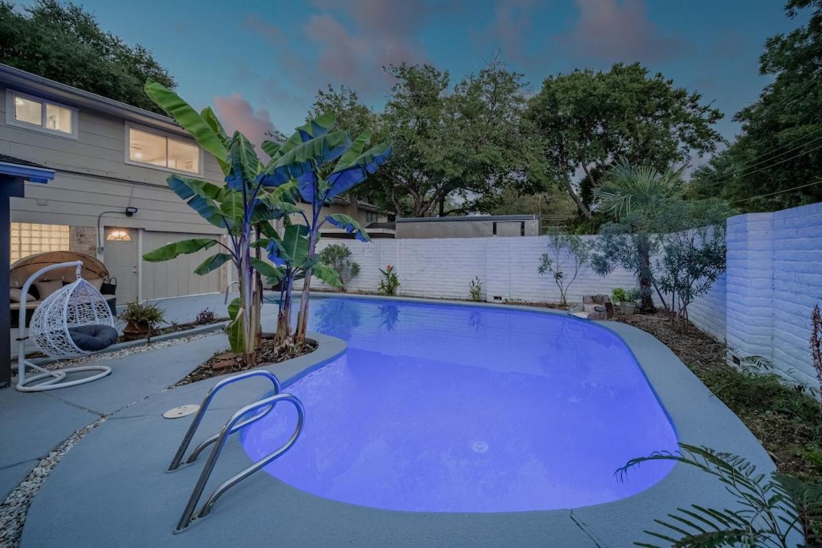 Stunning 5Br 2Ba Holiday Home With Private Pool And Cinema ダラス エクステリア 写真