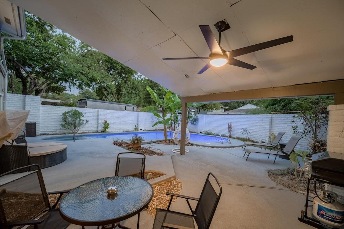 Stunning 5Br 2Ba Holiday Home With Private Pool And Cinema ダラス エクステリア 写真